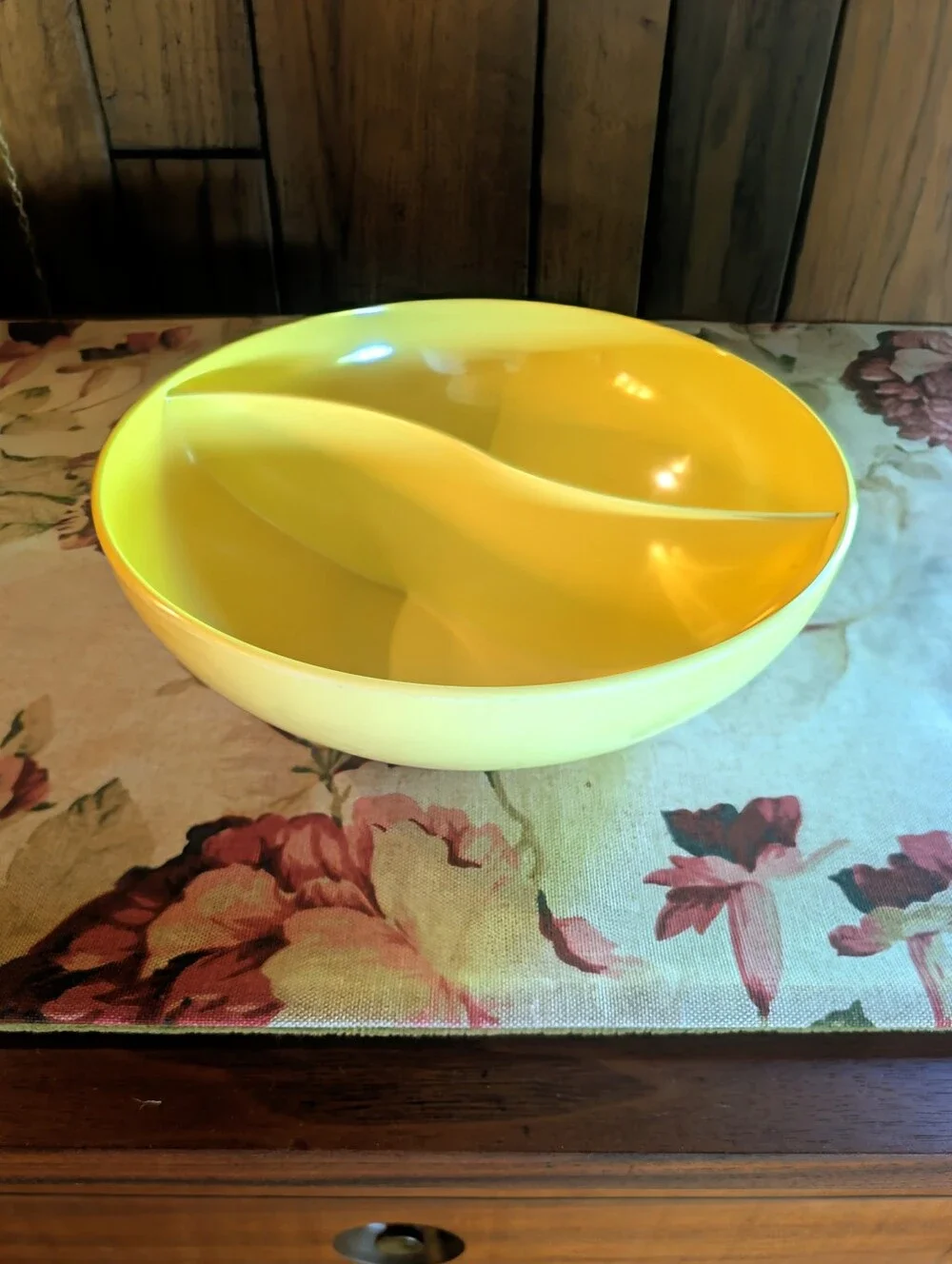 SUN VALLEY 9“ Melmac VTG MCM Divided Serving Bowl